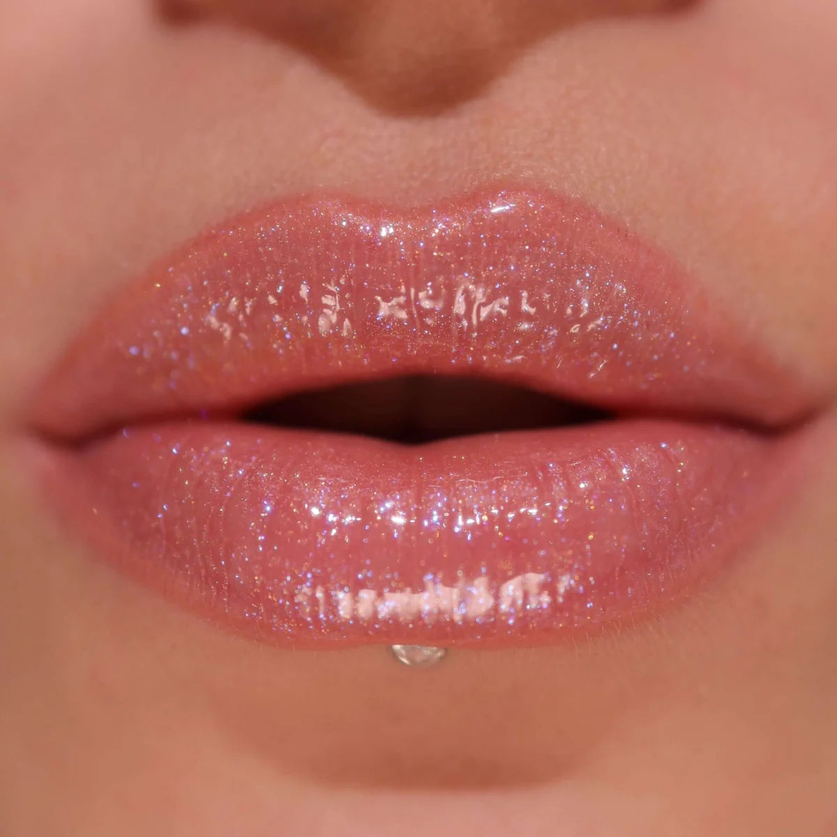 Makeup Revolution Shimmer Bomb Lip Gloss