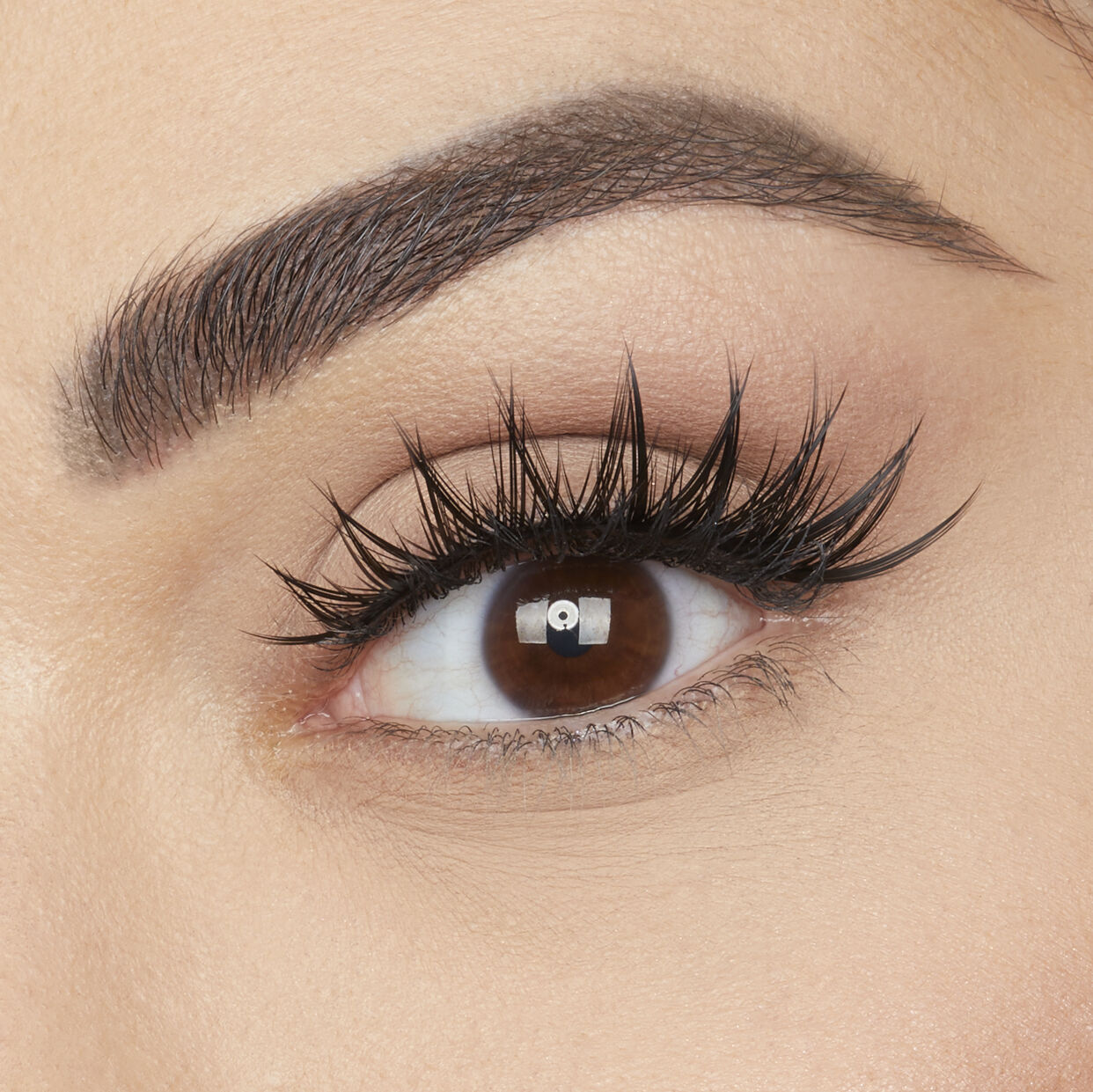 Huda Beauty CLASSIC LASH Sasha #11