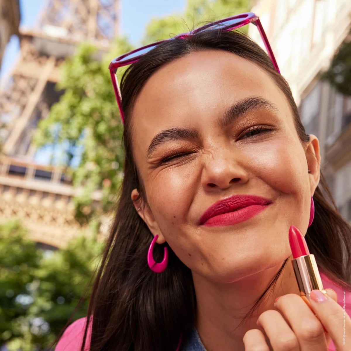 Essence Emily In Paris Matte Lipstick 01