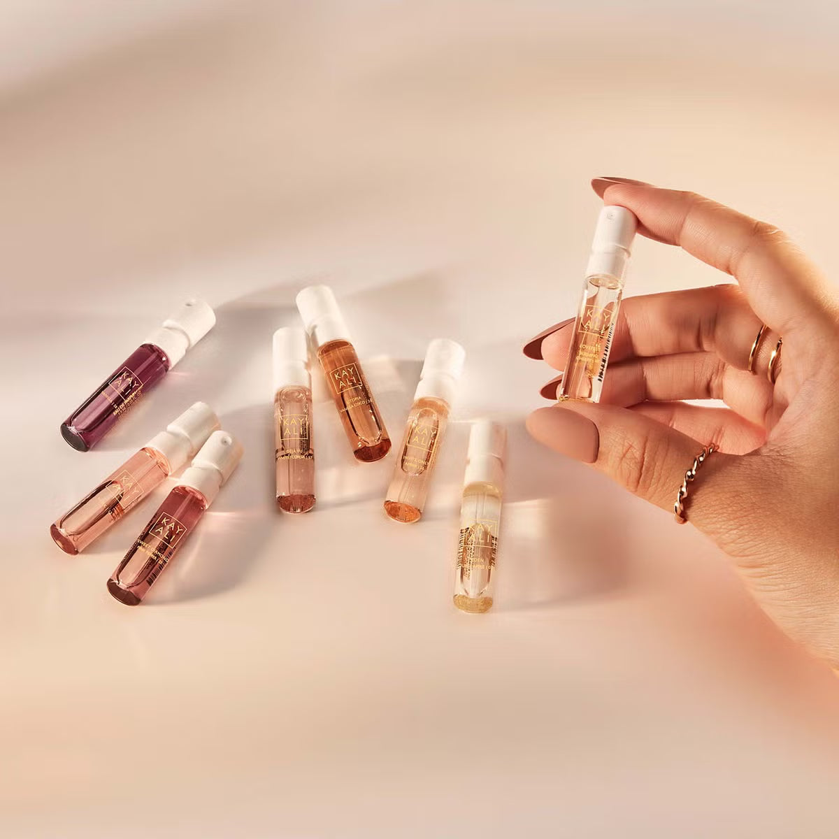 HUDA BEAUTY  New Kayali Discovery Layering Set