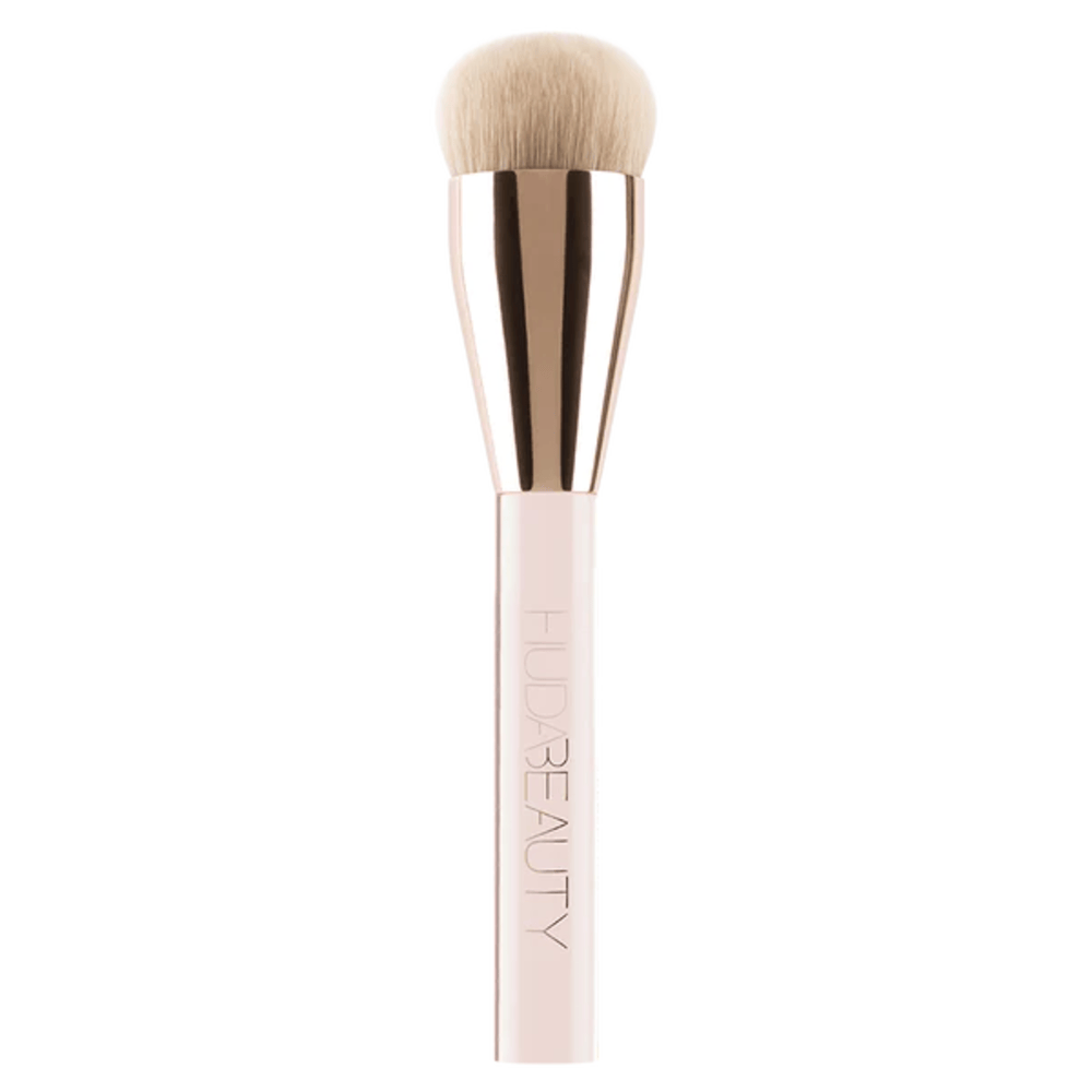 Huda Beauty Cheek blush & Glow face brush