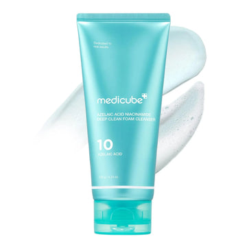 Medicube Azelaic Acid Capsule Cleansing Foam