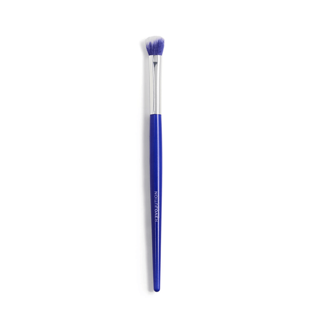 Makeup Revolution Relove Brush Queen Fluffy Blending Brush