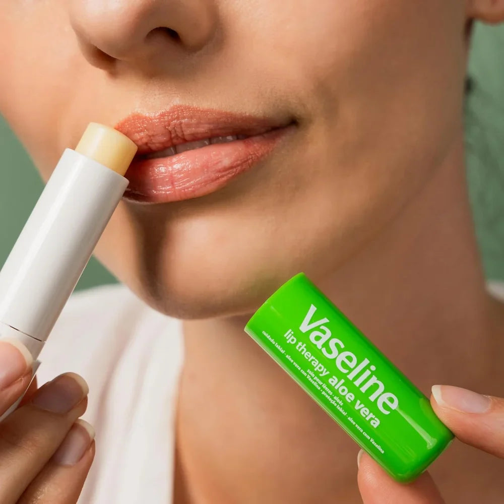 Vaseline Lip Therapy Aloe Vera