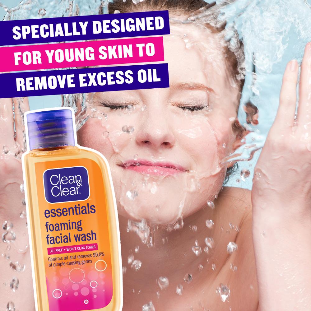 Clean & Clear- Essentials Foaming Facial Wash