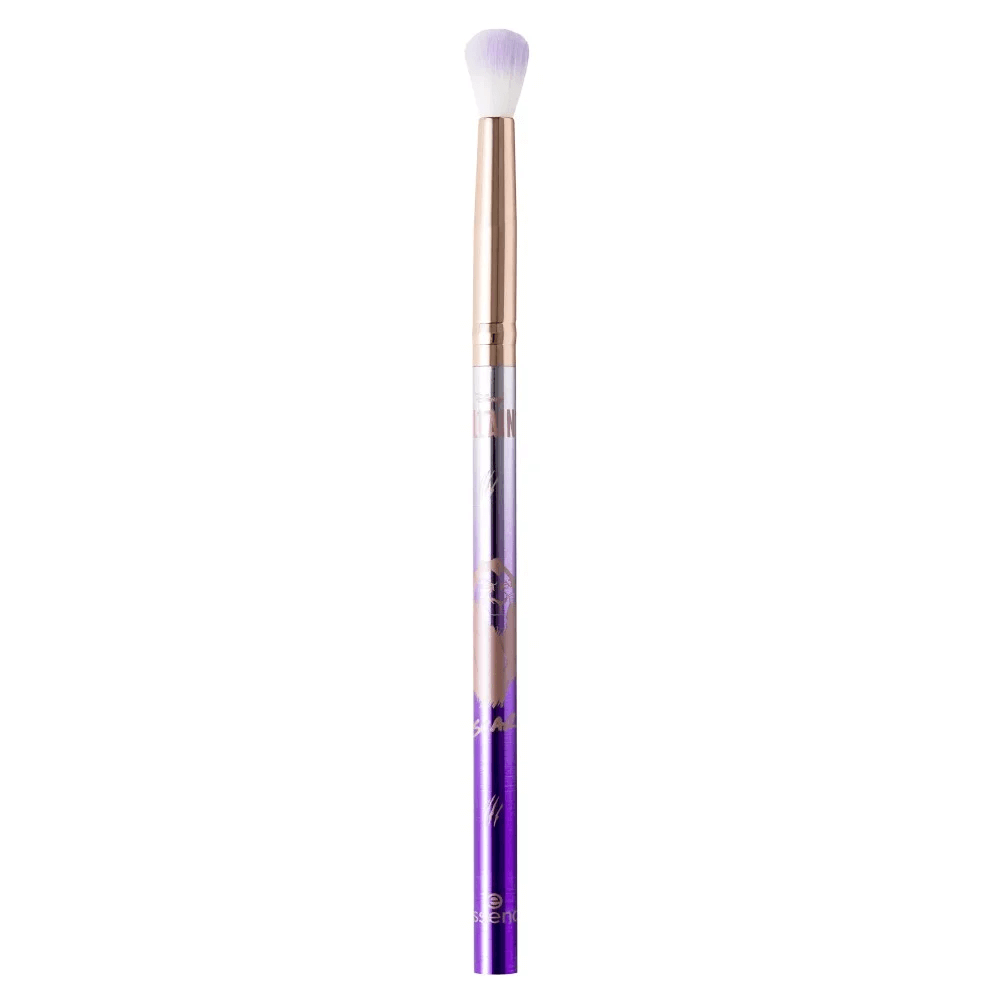 Shop Essence Disney Villains Evil Queen Scar Blender Brush Online in Pakistan - ColorshowPk 